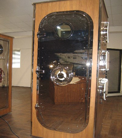 Engine door